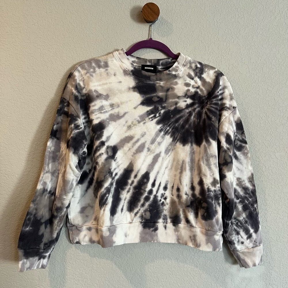 Monrow. S. Cropped tie dye sweatshirt. Like new.